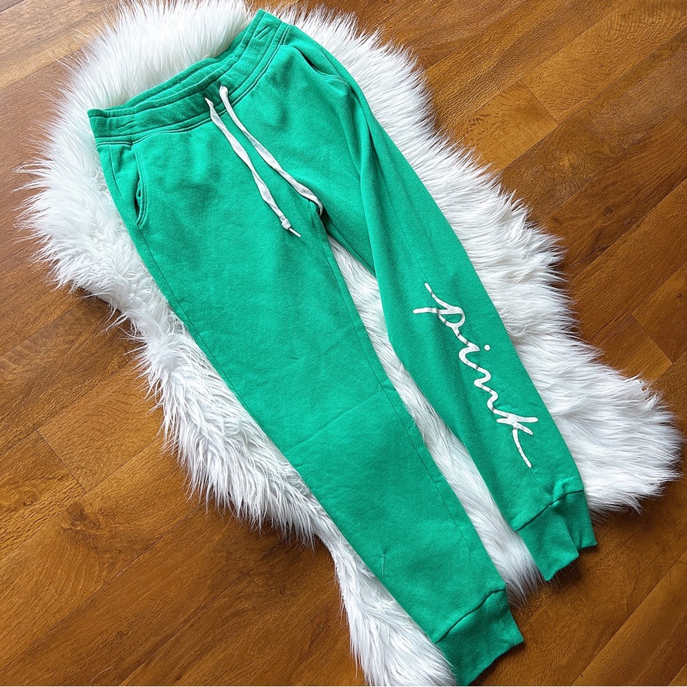 💖PINK Apple Green Sweat Pants💖